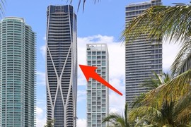 Bên trong "tòa tháp bọc xương" 300 triệu USD giữa trung tâm Miami