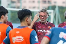 HLV Troussier chốt danh sách U23 Việt Nam dự Vòng loại giải U23 châu Á 2024