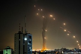 Quân ta bắn quân mình: UAV Israel bị bắn hạ bởi chính Iron Dome