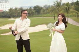 Chồng MC Thu Hoài: 'May mắn khi vợ biết chơi golf'