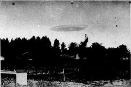 Những cuộc chạm trán UFO kỳ lạ nhất