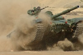 Người dân Séc góp tiền mua xe tăng T-72 cho Ukraine