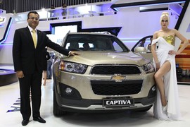 Khám phá sức mạnh của Chevrolet Captiva 2013