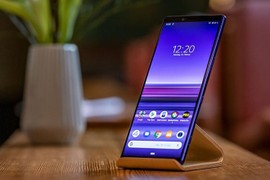 Sony gây sốc với smartphone có màn hình "đỉnh" nhất thế giới 