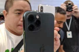 Trên tay iPhone 11 và iPhone Pro Max