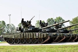 Thấy gì từ dàn tăng "Đại Bàng Trắng" T-72B1MS của Lào khi tập trận với Nga? 