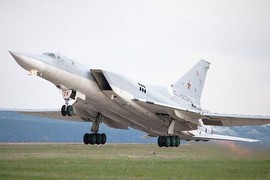 Sau nâng cấp, Tu-22M3M của Nga có thể mang được rất nhiều tên lửa siêu thanh Kinzhal