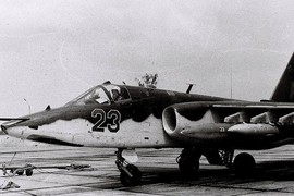 Hình ảnh cuối cùng của cường kích Su-25 trong biên chế Không quân Liên Xô