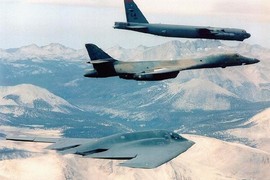 Bộ ba B-1B, B-2 và B-52 của Mỹ sẽ được triển khai khắp toàn cầu