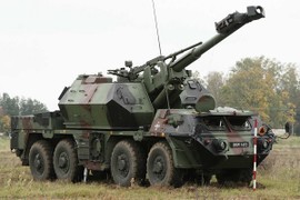 Ukraine mua pháo tự hành 152mm Dana cực mạnh, ly khai miền Đông thất kinh