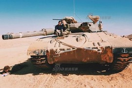 Kinh ngạc kíp lái xe tăng Merkava toàn nữ của Quân đội Israel