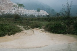 Vụ núi Chuông: “Nếu vẫn khai thác thì rút giấy phép hoạt động“