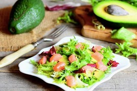 Ưu ái món salad này, chị em chắc chắn giảm cân, da mướt đón 20/10