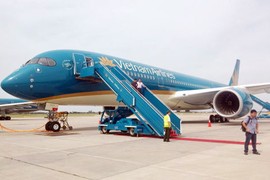 Máy bay hiện đại Airbus A350 của Vietnam Airlines trục trặc