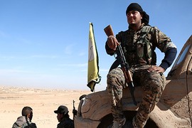 Mỹ ngừng cấp vũ khí cho người Kurd tái chiếm Raqqa