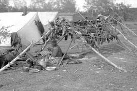 Tò mò cuộc sống thổ dân châu Mỹ ở Canada thập niên 1930