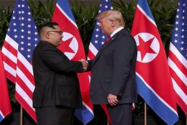 Tổng thống Trump và ông Kim Jong-un lọt top ảnh nổi bật nhất tháng 6