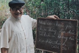 Tết đến bố treo biển: "Chưa chồng, đến chúc Tết làm ơn không hỏi"