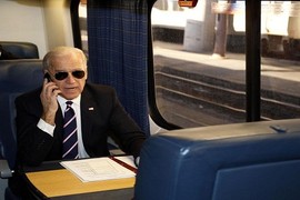 Loạt hình ấn tượng sự nghiệp ứng viên Tổng thống Mỹ Joe Biden