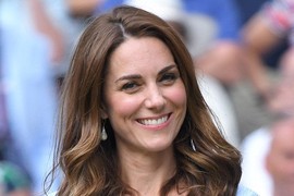 Ngắm mãi không chán vẻ đẹp “Công chúa Cinderella” Kate Middleton