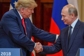 Tổng thống Trump điện đàm, mời Tổng thống Putin họp thượng đỉnh G7