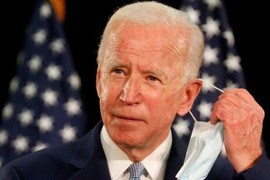 Ông Biden "lên truyền hình" tiêm vắc-xin ngừa Covid-19