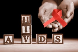 Sẽ có thuốc đặc hiệu điều trị bệnh nhân HIV?