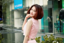 Ca sĩ Hòa Minzy đẹp rạng ngời đón sinh nhật tuổi 20