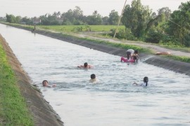 Bình Định: Rủ nhau đi câu cá, cả 4 học sinh chết đuối 