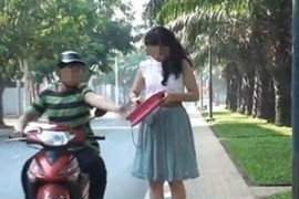 Cô gái bị 2 tên nghiện uy hiếp trên đê vắng, cướp 100 triệu đồng