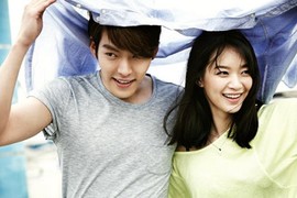 Shin Min Ah - Kim Woo Bin chứng minh “ngôn tình là có thật” trong Kbiz 