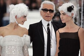 Nhìn lại sự nghiệp lừng lẫy của huyền thoại thời trang Karl Lagerfeld