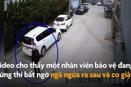 Video: Thanh niên may mắn thoát chết khi bị động kinh ở giữa đường 