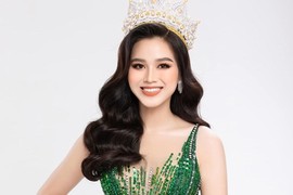 Chưa học catwalk, trang điểm, cơ hội nào cho Đỗ Thị Hà ở Miss World?