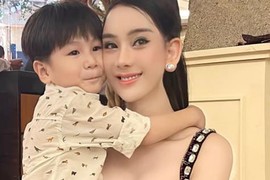 Con trai làm điều này khiến Lâm Khánh Chi vô cùng xúc động