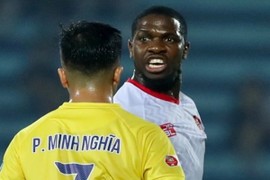 Tiền đạo hay nhất V.League tiếp tục tịt ngòi