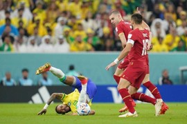 Brazil giải bài toán khó khi Neymar làm khán giả bất đắc dĩ