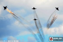 Ảnh đẹp khó quên tại cuộc thi không quân Aviadarts 2015