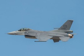 Chiến đấu cơ F-16V thừa sức đánh bại J-10B TQ?