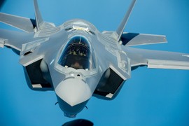 F-35 có thêm vũ khí khủng: “Mưa sao băng và bom” 