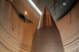 Mỹ phóng ICBM diệt mục tiêu cách 7200 km: Lời cảnh báo sắc lạnh