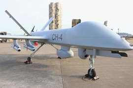 Vì sao Trung Quốc bán UAV xịn với giá rẻ mạt nhưng vẫn ế?