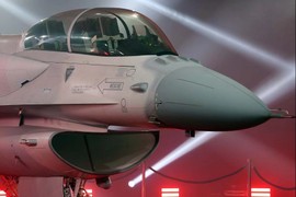 Tiêm kích F-16 “lột xác” nhờ hệ thống tác chiến điện tử mới