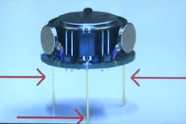 Khám phá robot có khả năng nhổ cỏ kỳ diệu