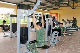 Ngạc nhiên phòng tập thể hình ở Sư đoàn 301