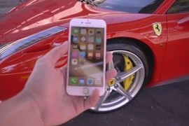 Điều gì xảy ra khi chạy siêu xe Ferrari qua iPhone 6S?