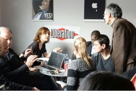 Tạp chí Charlie Hebdo đáp trả những kẻ khủng bố