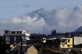 Núi lửa Cotopaxi đe dọa mạng sống 325.000 người Ecuador