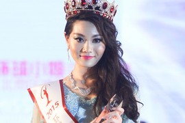 Nhan sắc kém xinh của Hoa hậu Hoàn vũ Trung Quốc 2015