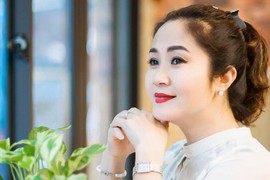 Diễn viên Nguyệt Hằng xinh đẹp mặn mà ở tuổi U50